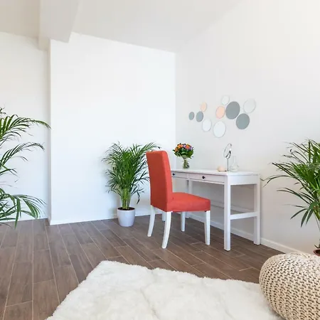 Apartment Garden In The Center - Leg12